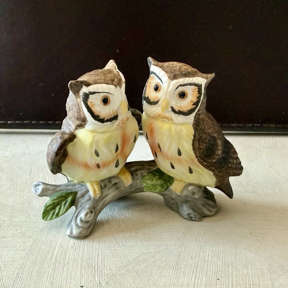 Vintage Lefton Ceramic Figurine Owl Couple On Tree Branch Taiwan Halloween Decor